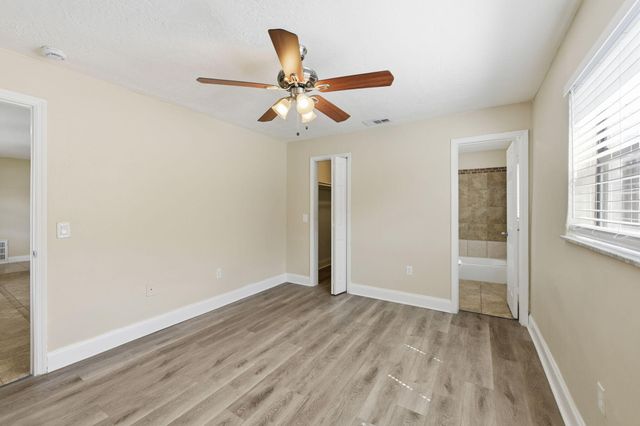 9671 NW 24th Street, Sunrise, FL 33322