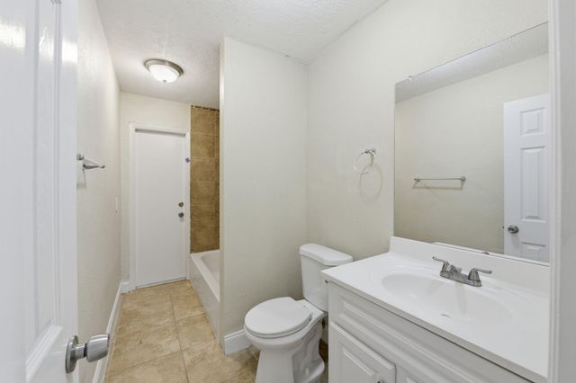 9671 NW 24th Street, Sunrise, FL 33322