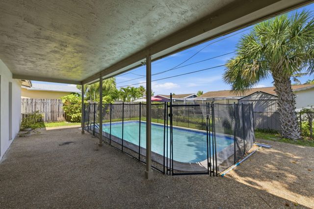 9671 NW 24th Street, Sunrise, FL 33322