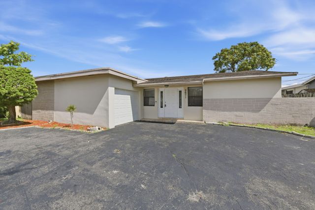 9671 NW 24th Street, Sunrise, FL 33322