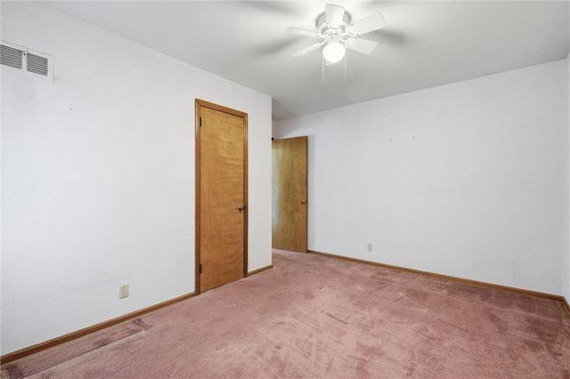 1314 Duck Road, Grandview, MO 64030