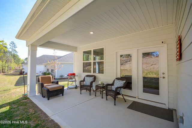 568 Banbury Lane, Pinehurst, NC 28374