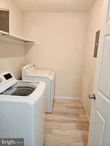 607 LINDSEY CT, Marlton, NJ 08053