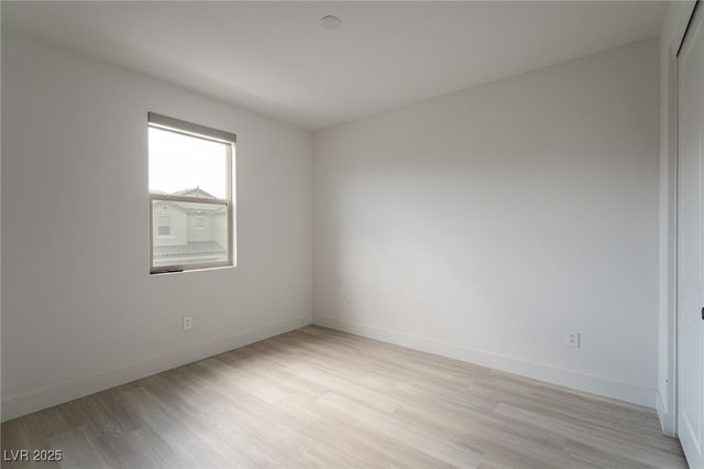 6486 Vanhoven Crest Street, Las Vegas, NV 89166