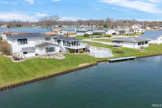 51198 Aqua Drive, Elkhart, IN 46514