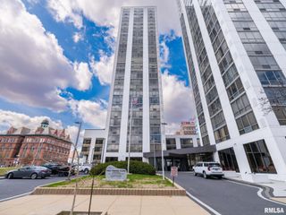 125 SW JEFFERSON Street, Peoria, IL 61602