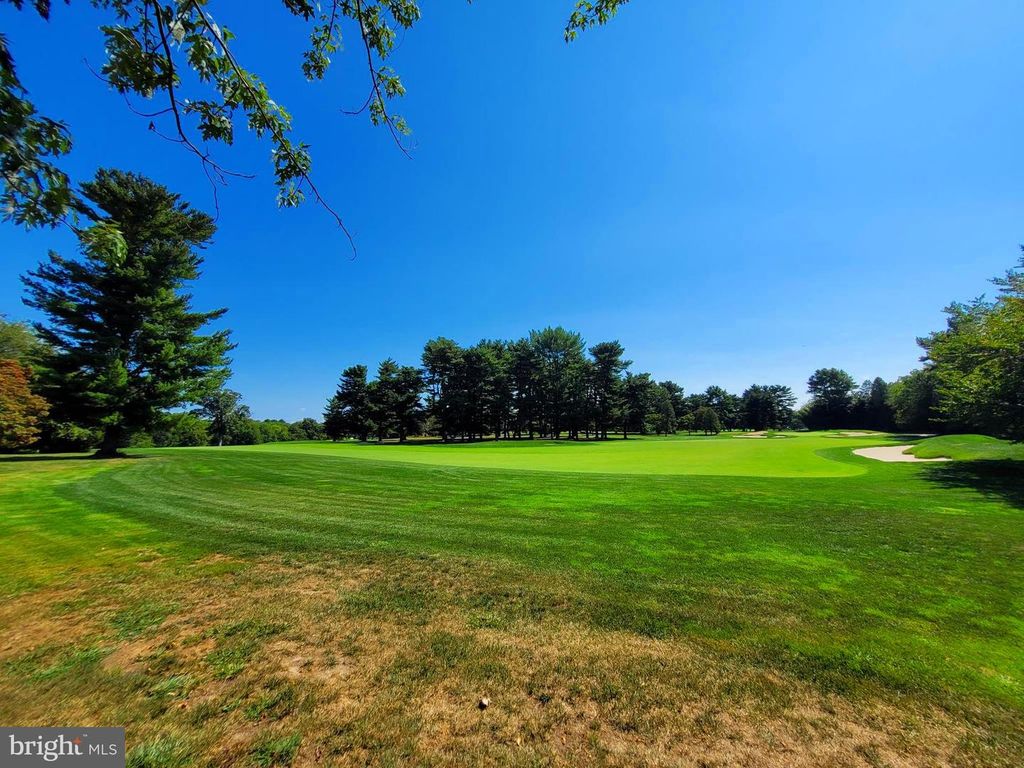 104 RUE DU BOIS, Cherry Hill, NJ 08003