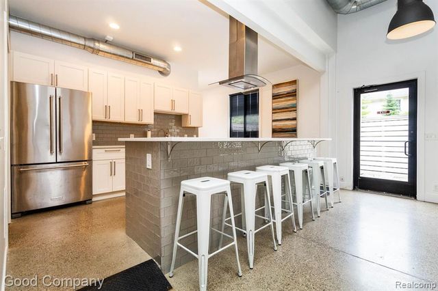 1300 Batavia Avenue 1, Royal Oak, MI 48067