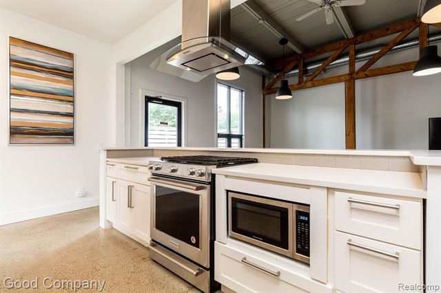 1300 Batavia Avenue 1, Royal Oak, MI 48067