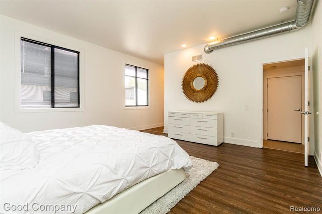 1300 Batavia Avenue 1, Royal Oak, MI 48067