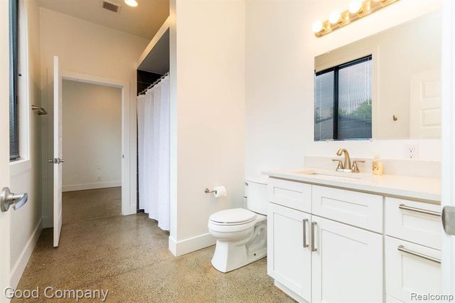 1300 Batavia Avenue 1, Royal Oak, MI 48067