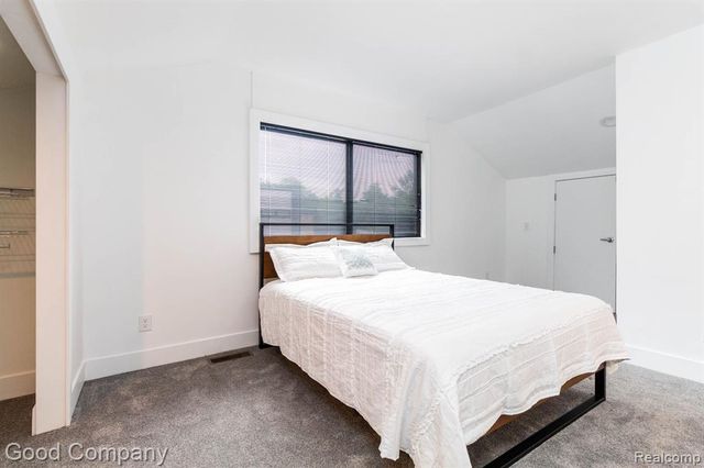 1300 Batavia Avenue 1, Royal Oak, MI 48067