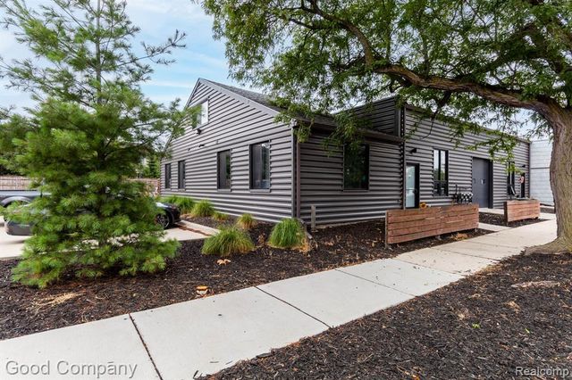 1300 Batavia Avenue 1, Royal Oak, MI 48067