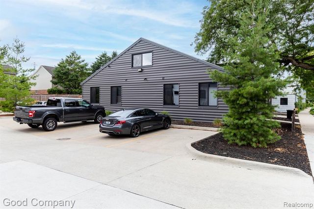 1300 Batavia Avenue 1, Royal Oak, MI 48067