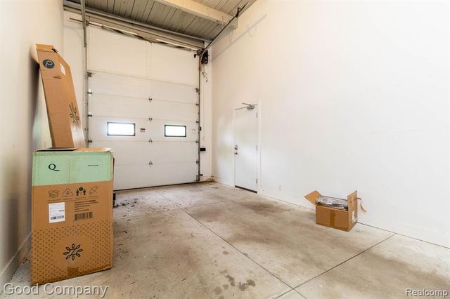 1300 Batavia Avenue 1, Royal Oak, MI 48067