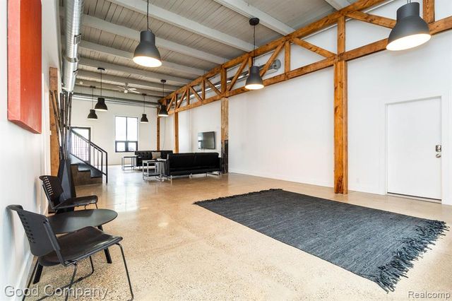 1300 Batavia Avenue 1, Royal Oak, MI 48067