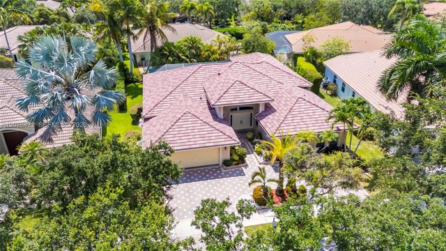 3852 Oak Ridge Cir, Weston, FL 33331