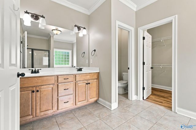 208 Treetop Drive, Huntsville, AL 35801