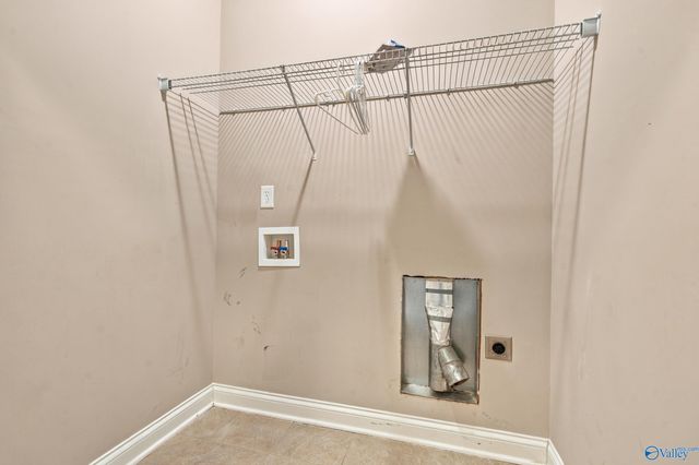 208 Treetop Drive, Huntsville, AL 35801