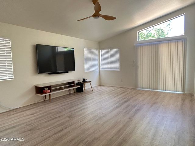 2338 W ORCHID Lane, Chandler, AZ 85224