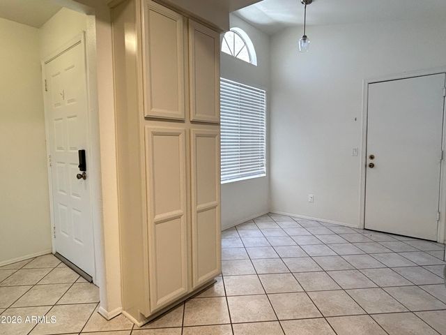 2338 W ORCHID Lane, Chandler, AZ 85224