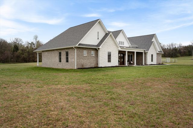 4057 Calista Rd, Cross Plains, TN 37049