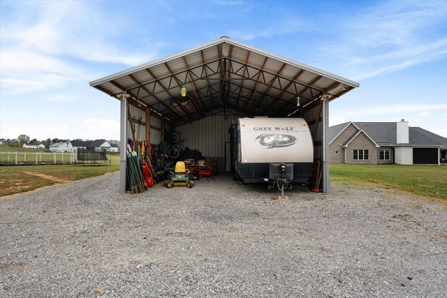 4057 Calista Rd, Cross Plains, TN 37049