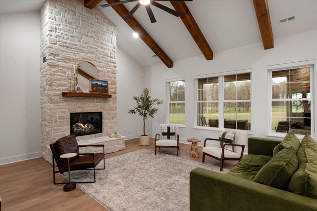 4057 Calista Rd, Cross Plains, TN 37049