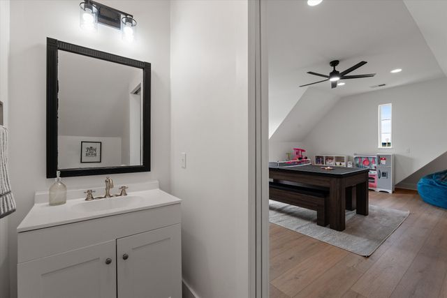 4057 Calista Rd, Cross Plains, TN 37049