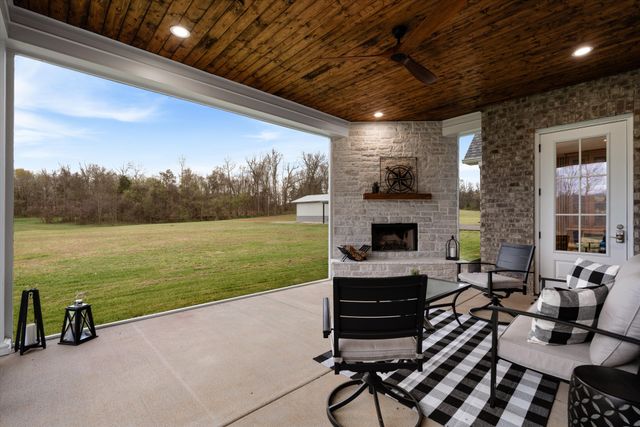 4057 Calista Rd, Cross Plains, TN 37049