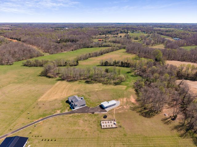 4057 Calista Rd, Cross Plains, TN 37049