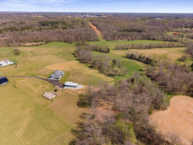 4057 Calista Rd, Cross Plains, TN 37049