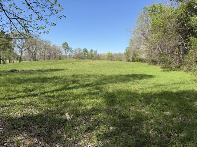 4057 Calista Rd, Cross Plains, TN 37049
