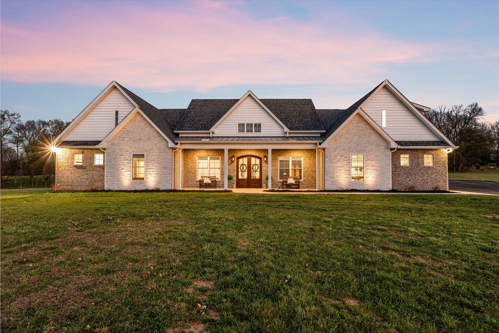 4057 Calista Rd, Cross Plains, TN 37049