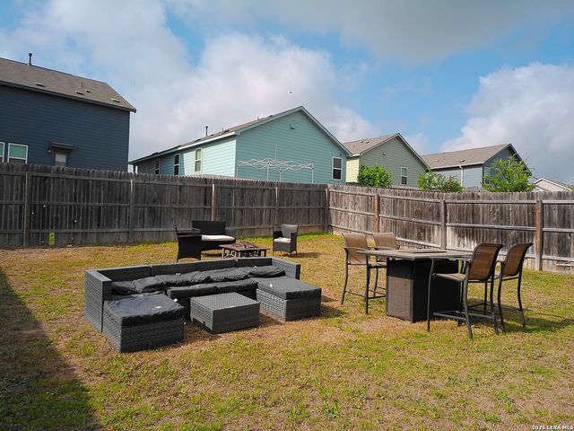 14018 Homestead Way, San Antonio, TX 78252