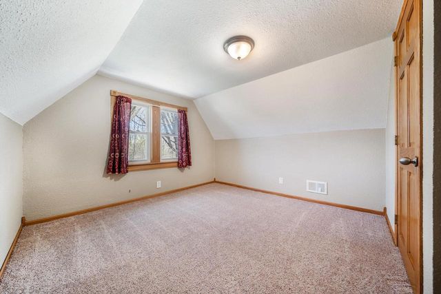 2780 HUMBOLDT ROAD, Green Bay, WI 54311