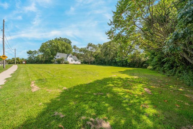 2780 HUMBOLDT ROAD, Green Bay, WI 54311