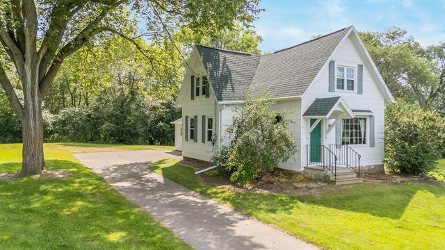 2780 HUMBOLDT ROAD, Green Bay, WI 54311