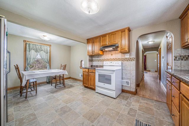 2780 HUMBOLDT ROAD, Green Bay, WI 54311