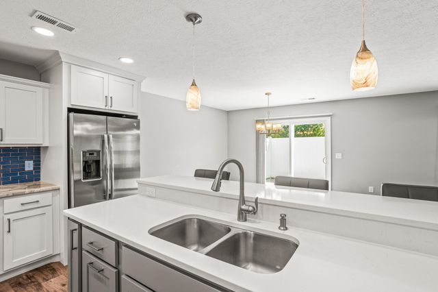 1151 Parklawn Court 1151 Parklawn Court, Troy, OH 45373