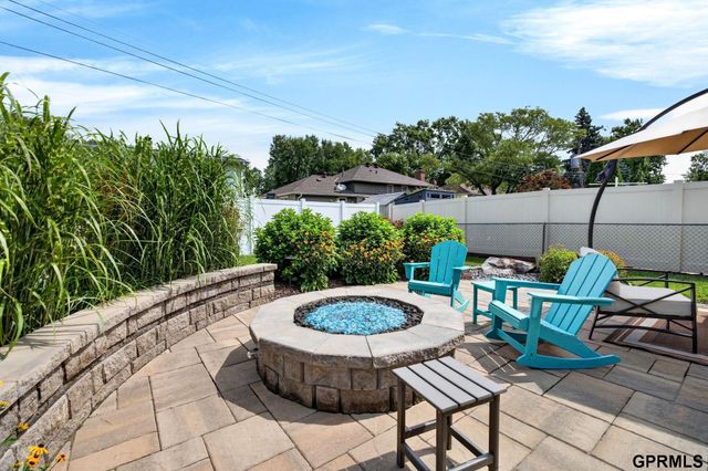 13436 Frances Street, Omaha, NE 68144