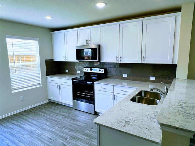 1315 Panorama Drive, Forney, TX 75126