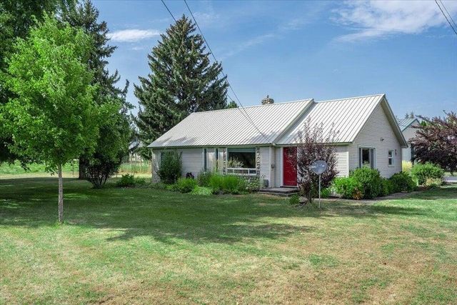 602 W Washington Ave, Chewelah, WA 99109 property photo