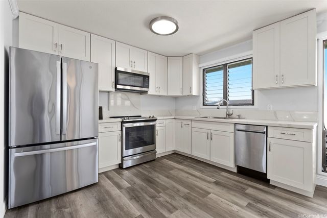 98-1712 Laauhuahua Way, Pearl City, HI 96782
