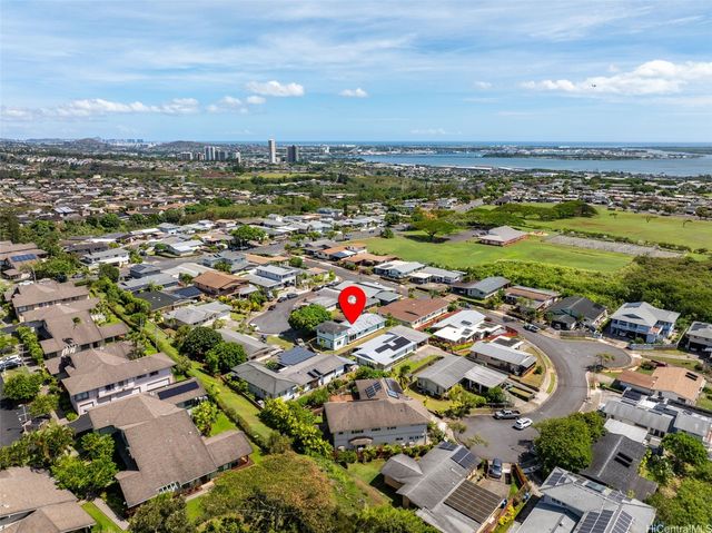 98-1712 Laauhuahua Way, Pearl City, HI 96782