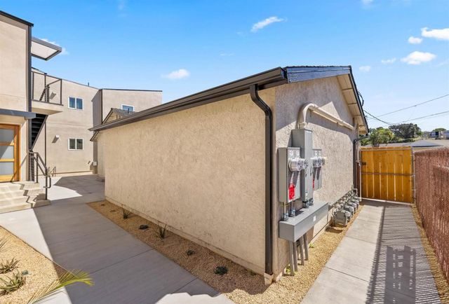 2409 Fleetwood Street, San Diego, CA 92111