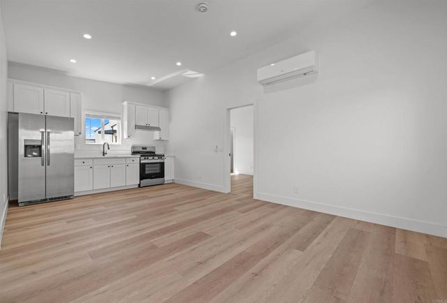 2409 Fleetwood Street, San Diego, CA 92111