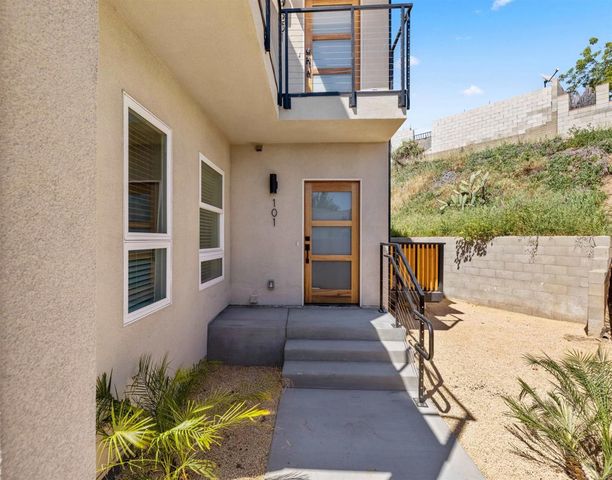 2409 Fleetwood Street, San Diego, CA 92111