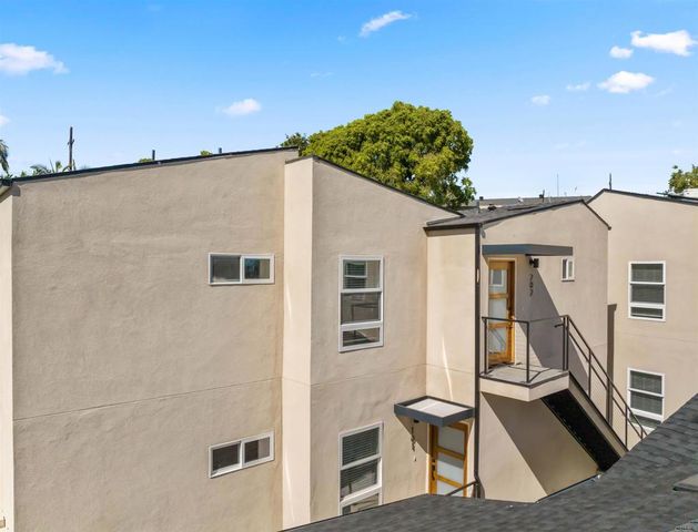 2409 Fleetwood Street, San Diego, CA 92111