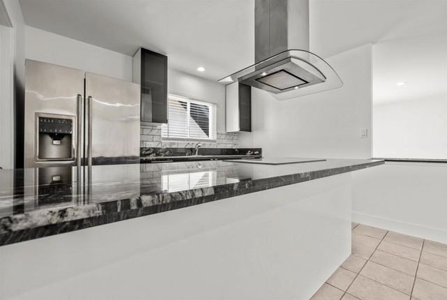 2409 Fleetwood Street, San Diego, CA 92111